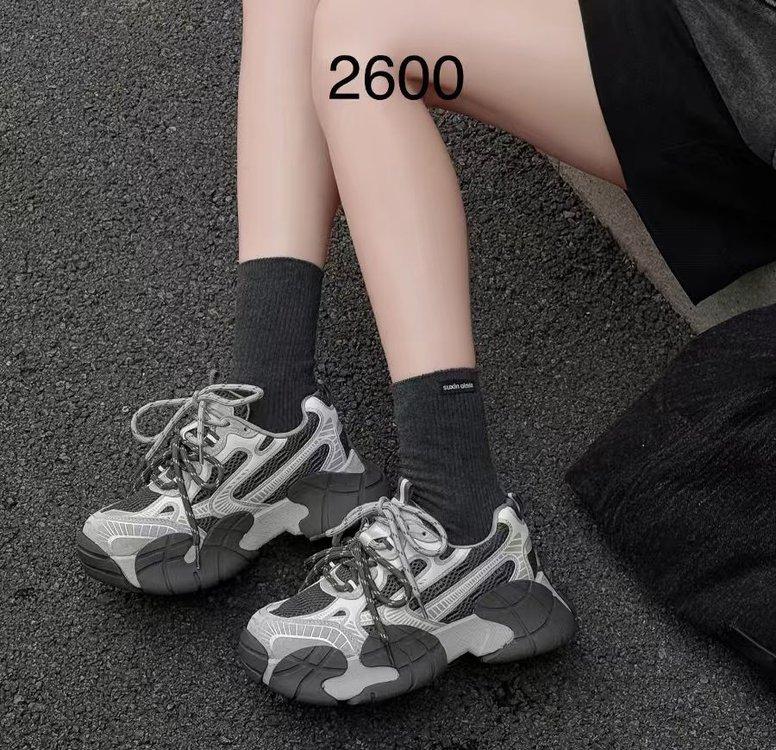 

Осень-зима 2025 черные кроссовки папины кроссовки женские ins трендовые спортивные туфли универсальные корейская версия сетчатые туфли на платформе нишевые туфли для увеличения роста 40 серый