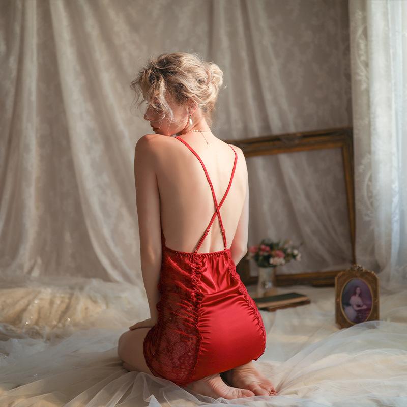 Sexy suspender backless female deep V perspective seduction sex French pleated sex nightdress