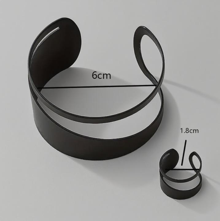 Klassisches Schmuckset mit Hohlmuster: Elegantes Armband & Ring