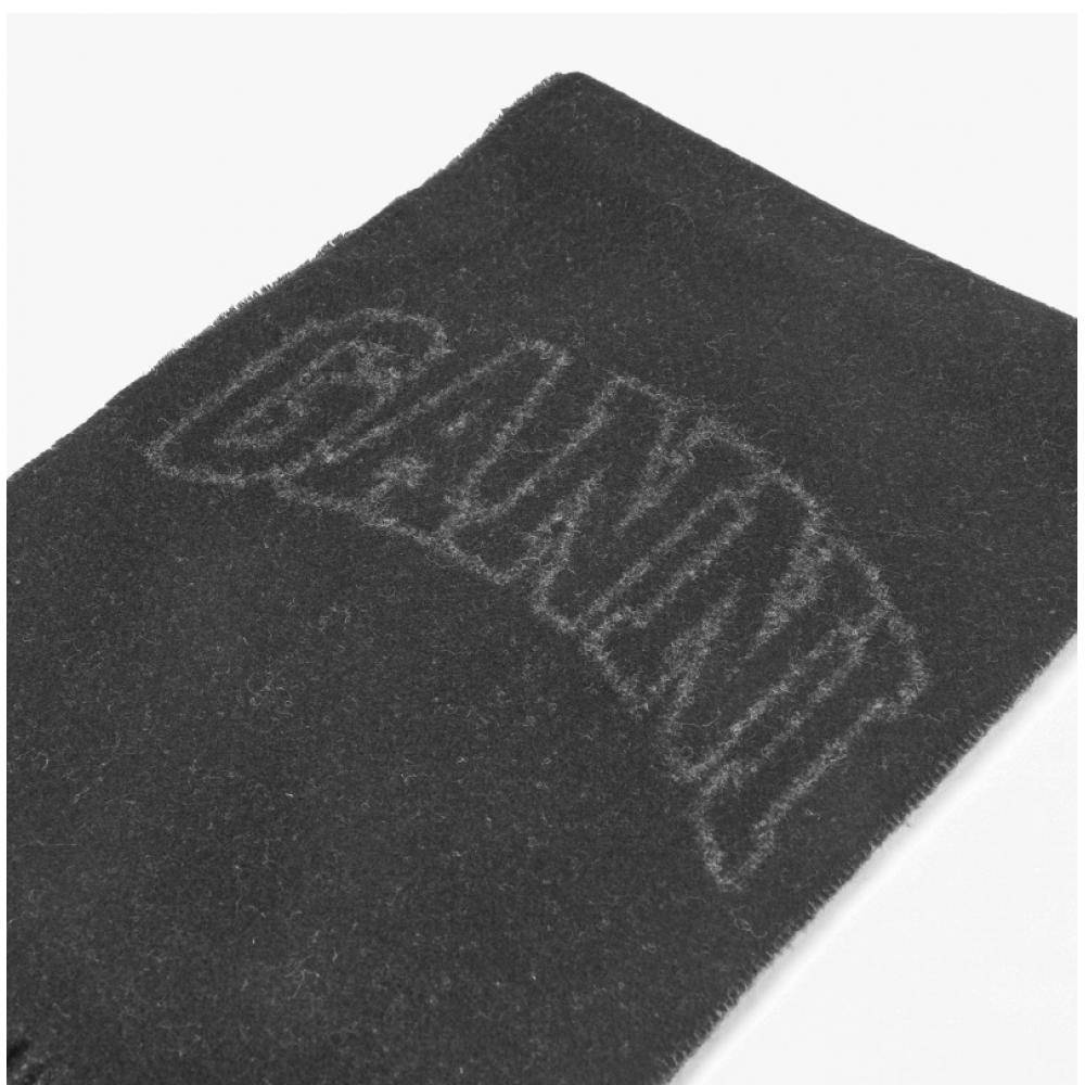 Ganni A6423 252 Schmaler Fransen-Schal