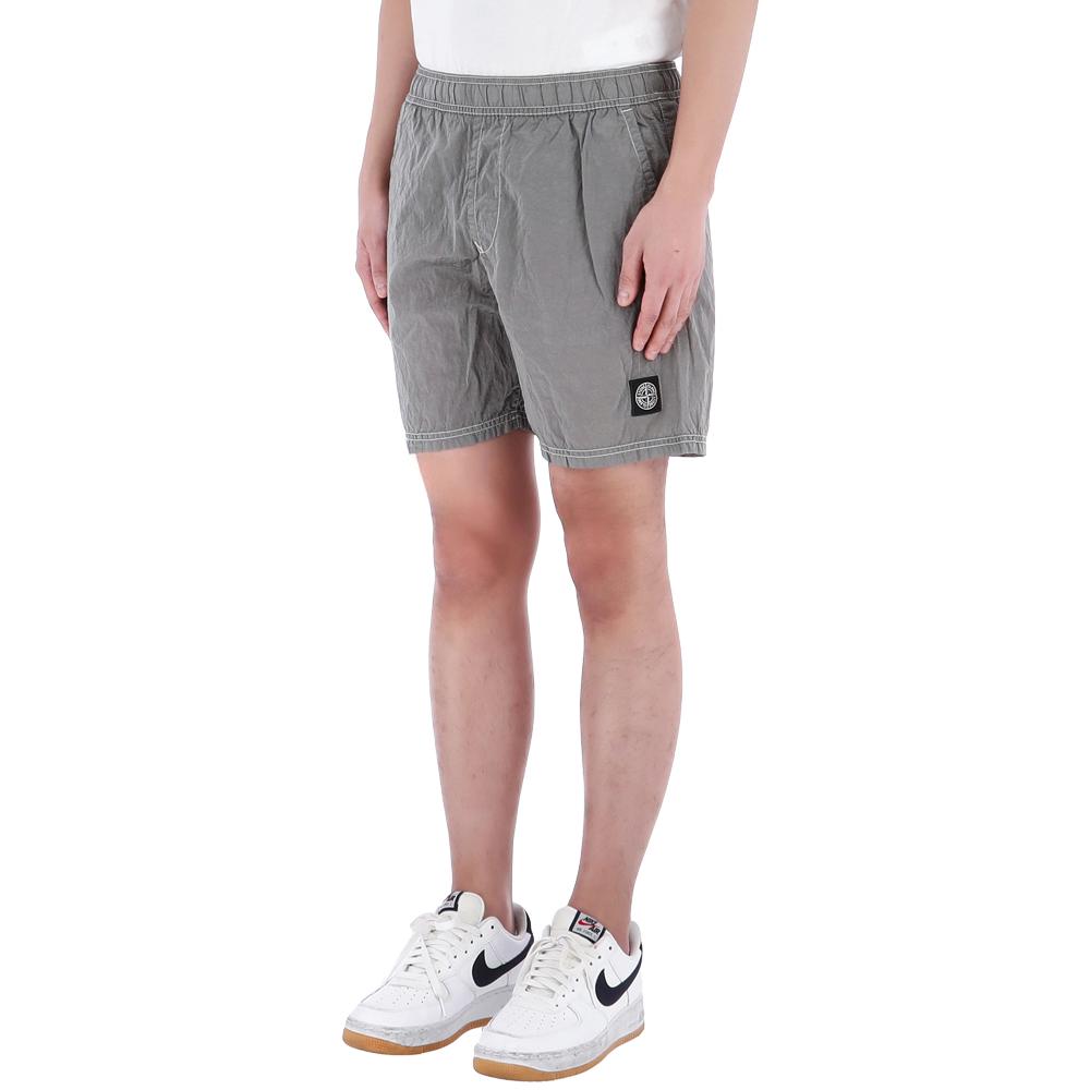 Stone Island zip-pocket shorts K1S15L100013S0019-V0061