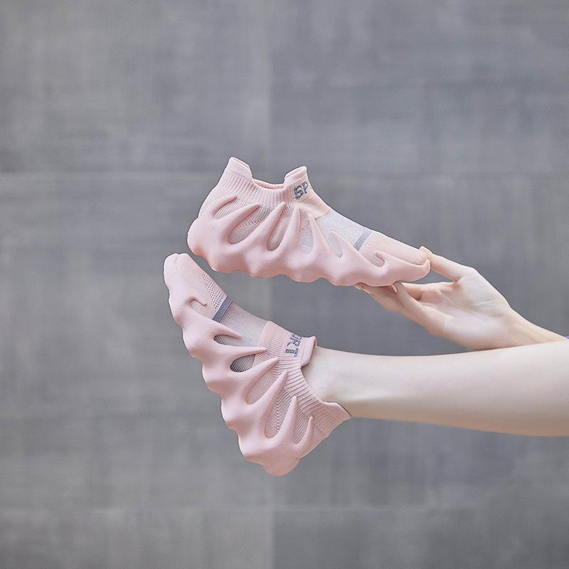 ins mesh breathable socks shoes women's 2025 summer new Korean version flying woven Xiaolongbao running casual shoes 450-11