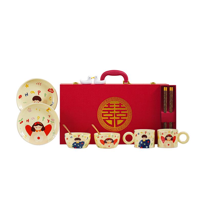 Elegant Tableware Set: Ideal Wedding or Engagement Gift for Newlyweds and Friends
