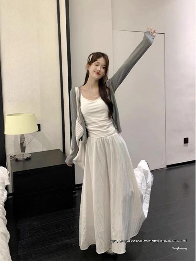 Grey Slimming Long Sleeve Knit Cardigan for Women - Casual and Versatile for Early Spring & Autumn