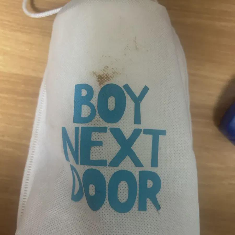 

BOYNEXTDOOR Светящийся жезл