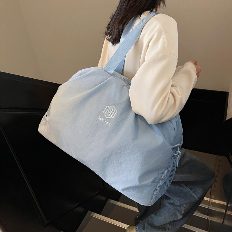 Dry-wet Separated Women's Sports Bag, Casual Fitness Yoga Bag, Simple and Fresh, Short Trip Hand-held Travel Bag