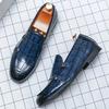 New Men‘s Pointed Charm Monk Strap Patent Leather Shoes British Gentleman Oxfords Designer Moccasins Wedding Dress Footwear