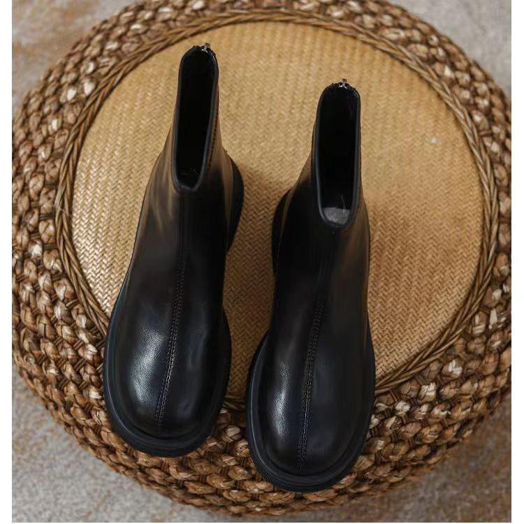 Dámské martensky 2025: Nový horký styl, silná podrážka, britské zeštíhlující kotníkové boty na jaro a podzim