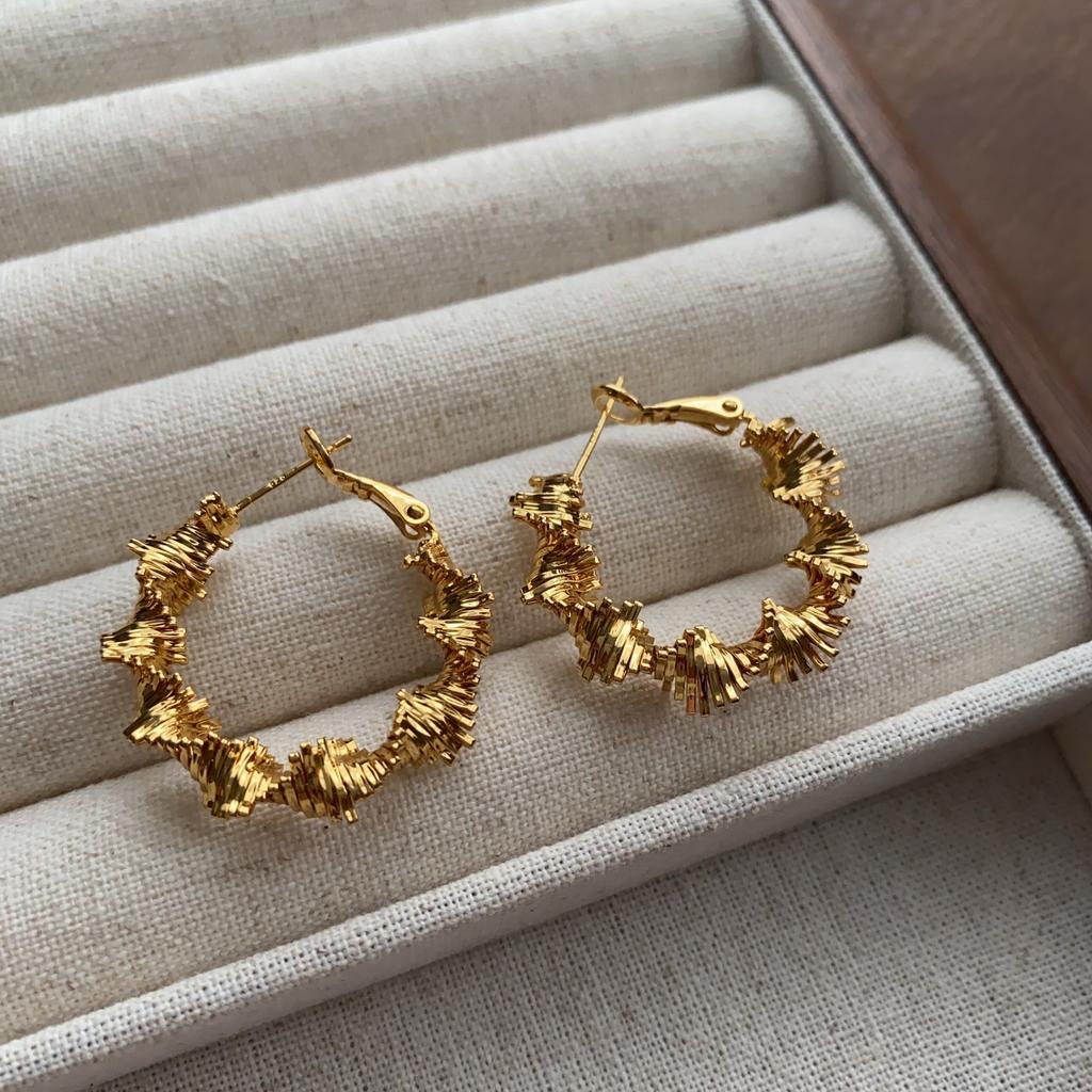 Gold Irregular Twist Earrings Pleated Glossy Polished Earrings Personalized Unique Earrings