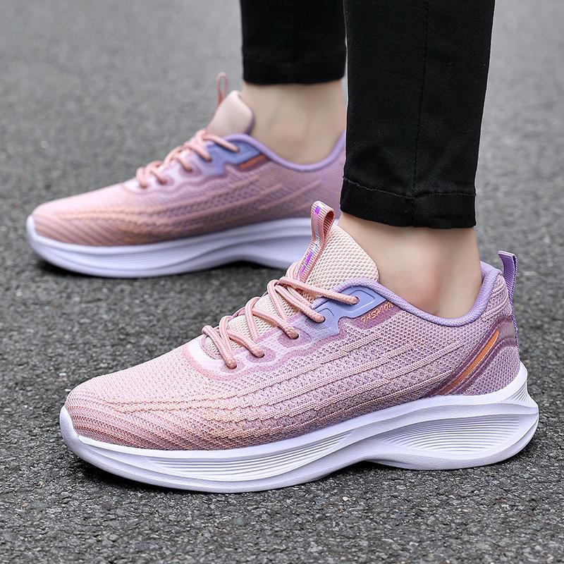 Spring and Autumn Shoes, Sports Shoes, New Soft-soled and Lightweight Running Shoes, Mesh Breathable and Non-slip Casual Travel Shoes