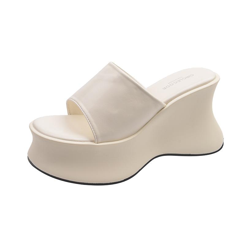 High-heeled Slippers Women's Summer Outer Wear 2025 New High-end Matching Skirt Heightened Thick-soled One-word Slippers Silver Cool Slippers
