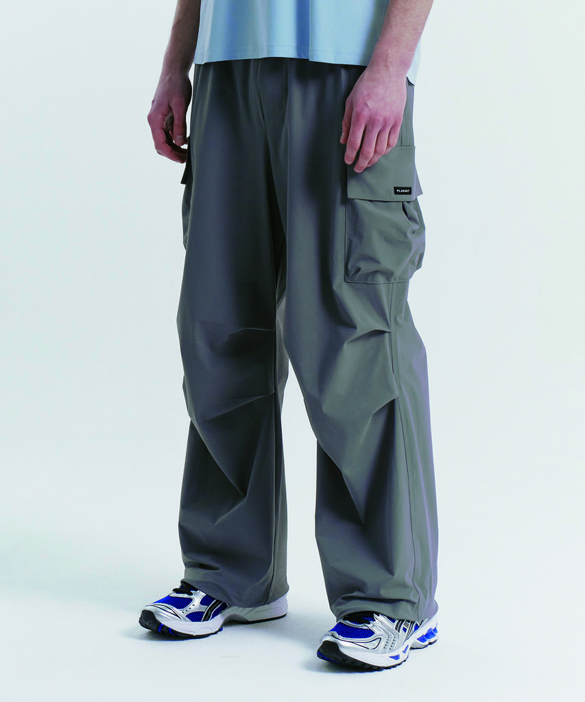 Peullaeniteu Ice Lite Wide Cargo Pants