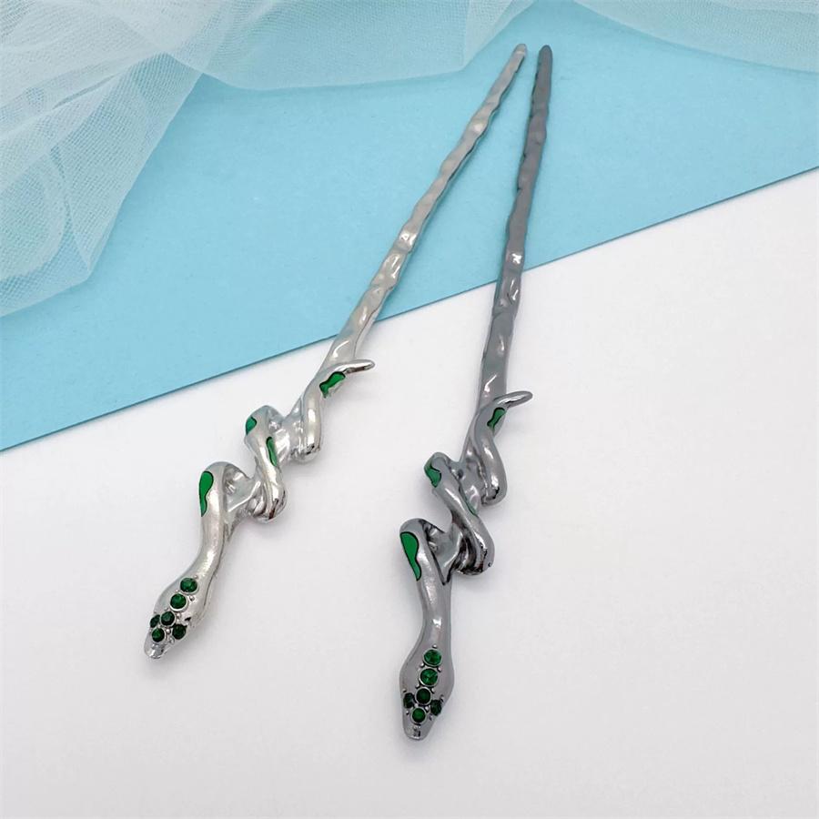 Spirit Snake Hairpin Alloy Snake Courtyard Girl Hairpin High End Niche Cold Wind Green Snake Dark Hair Ornament Female