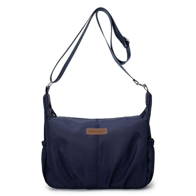 Large Capacity Crossbody Bag Women's Shoulder Bag Water-Repellent Nylon Bag