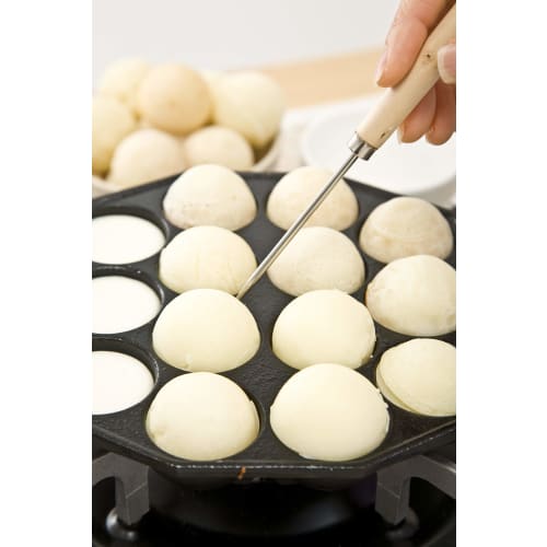 Ikenaga Iron Works "Living with Iron" Gourmet Snack Plate, Wooden Handle, 14 Holes, IH Compatible, Gift Wrapping Available