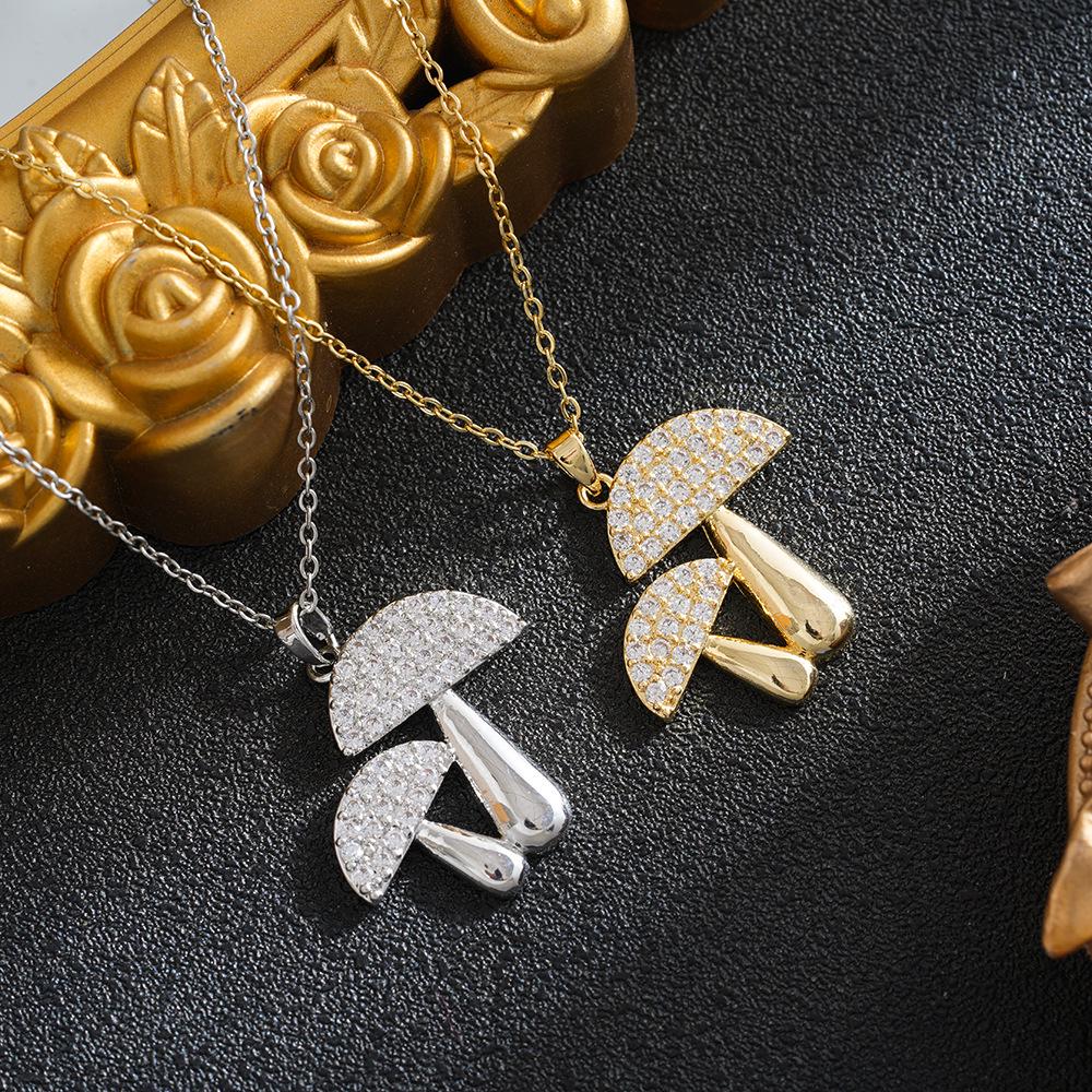 European Influencer Mushroom Pendant Necklace - Niche Design, High-End Style, Light Luxury