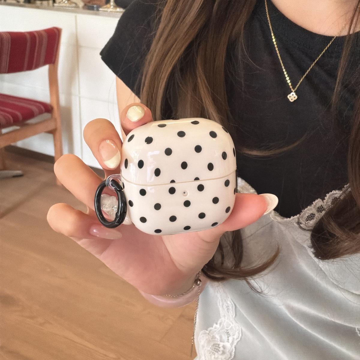 

White Polka Dot Case for Huawei FreeClip 2 FreeBuds 7i 5i New FreeClip-2 Clip-On Samsung Buds 2 Pro 4 Wireless Bluetooth Earbuds Cover FreeBuds5i