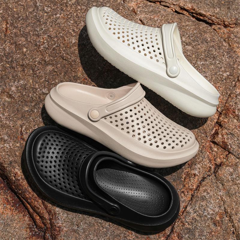 Fashion New Men Sandals EVA Slippers Garden Platform Sandals Couple Summer Shoes Breathable Sneakers Outdoor Flip Flops Home Clogs