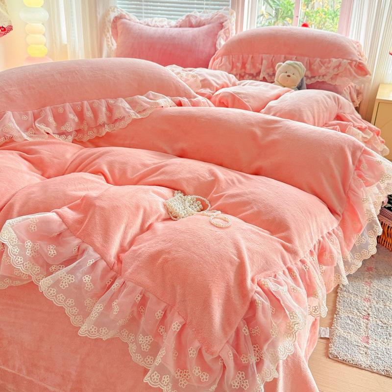 Французское кружево Молочный флис Комплект из четырех предметов Кружево Утолщенный Молочный флис Комплект из четырех предметов 1.5m Sheet 4pc