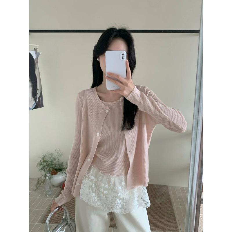 Early autumn new sweet lace splicing knitted cardigan women's gentle age-reducing vest sweater two-piece set