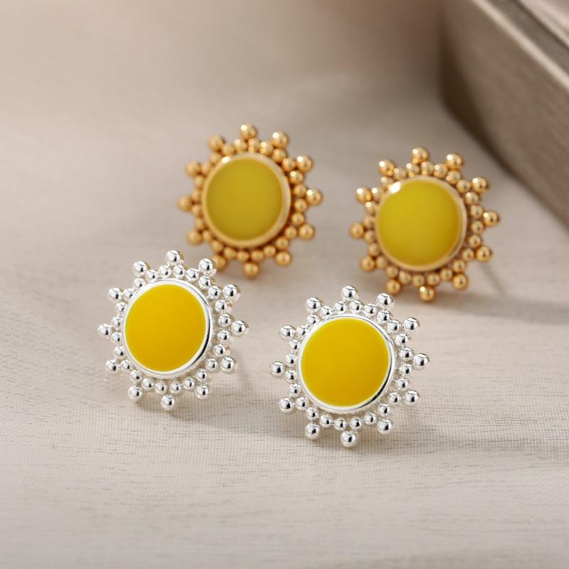 Inlaid opal stud earrings women's retro temperament sun simple luminous glue high-end earrings