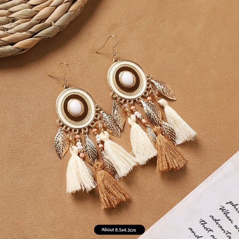Ethnic Style Bohemia Feather Earrings White Long Style Fashion Retro Stylish Tassel Female Holiday Trip Shoot Earrings