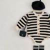 Herbst 2025 Gestreifter Baumwoll-Strampler & Strickjacke Set für Kleinkinder