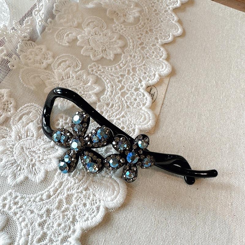 Elegant 3D Flower Twisted Hair Clips, Korean New Arrival for Women