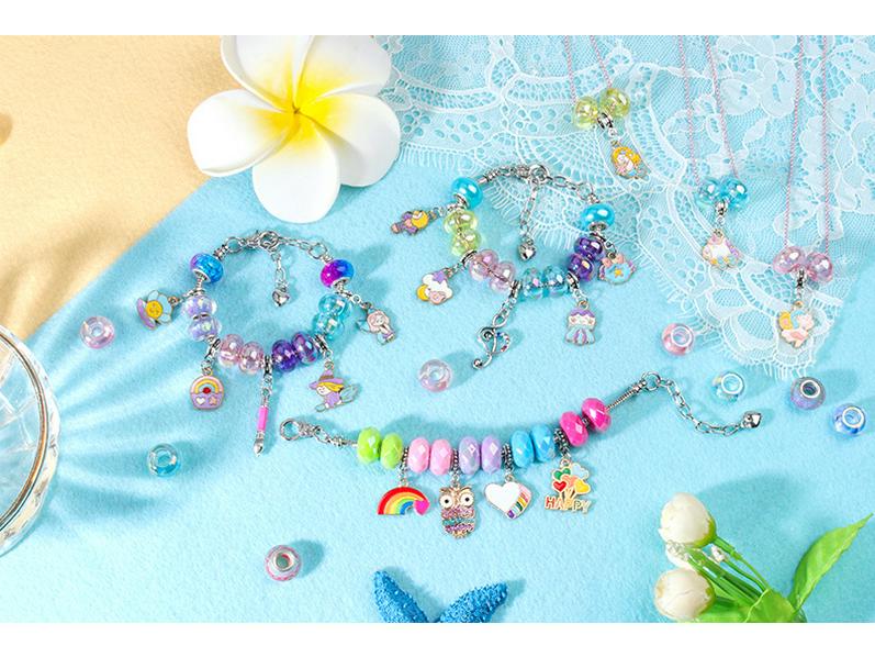 Crystal Beaded DIY Cartoon Christmas Alloy Bracelet Set for Girls - Handmade Jewelry Gift for Women
