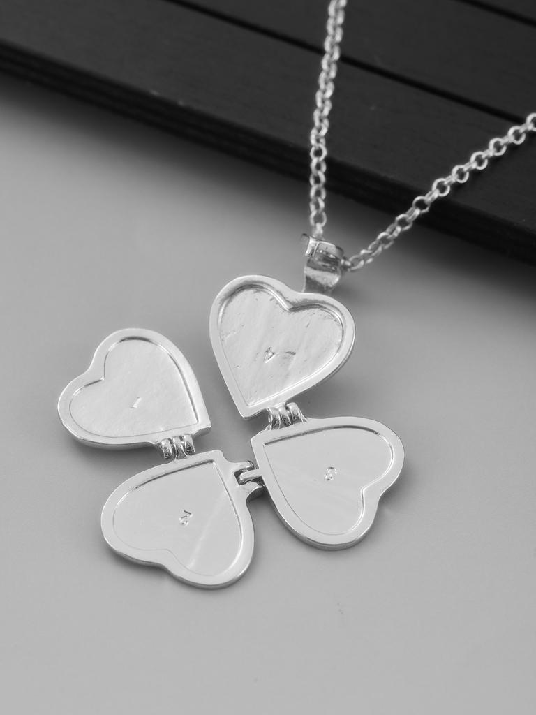 1PC Vintage  Golden Color Heart Shaped Pendant Can Be Placed on The Photo Necklace for Women Jewelry