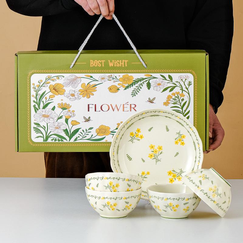 Ceramic Tableware Set with Bowls, Chopsticks & Spoons - Gift Box for Housewarming & Events