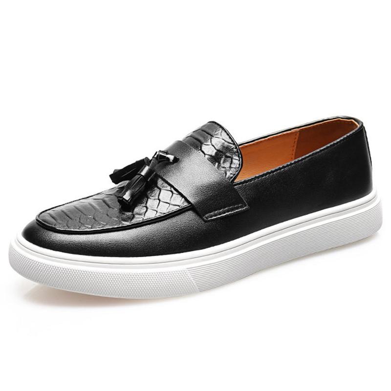 Fashion New Luxury Men Slip On Tassels Loafter Patent Leather Platform Shoes Male Walking Sneakers Tenis Masculino Zapatos Hombre