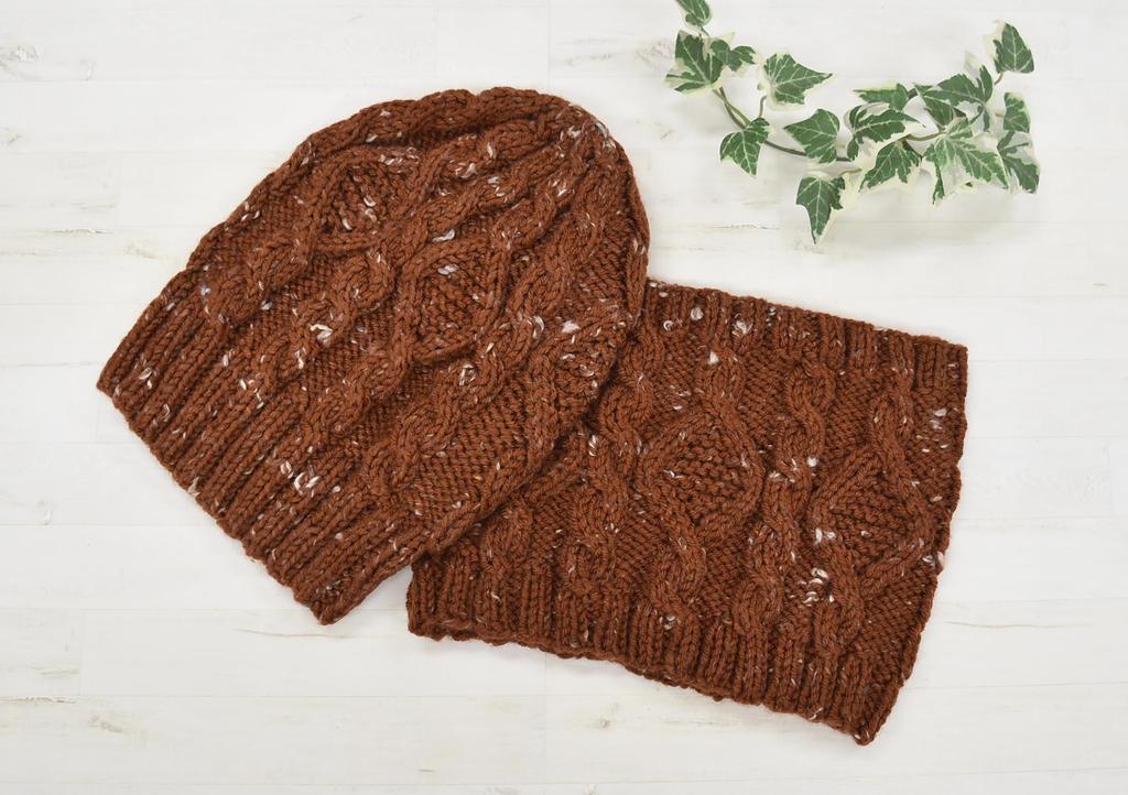 NASKA Knitting Kit Diamond and Cable Pattern Hat and Snood (Made with Everyday Multicolor Tweed) Reddish Brown KT-2 Design by Kyoko Tsuritani