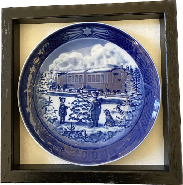 Royal Copenhagen Annual Plate Frame, Black (Wallpaper/White) Frame Only, UV-Resistant Acrylic Panel, B-W