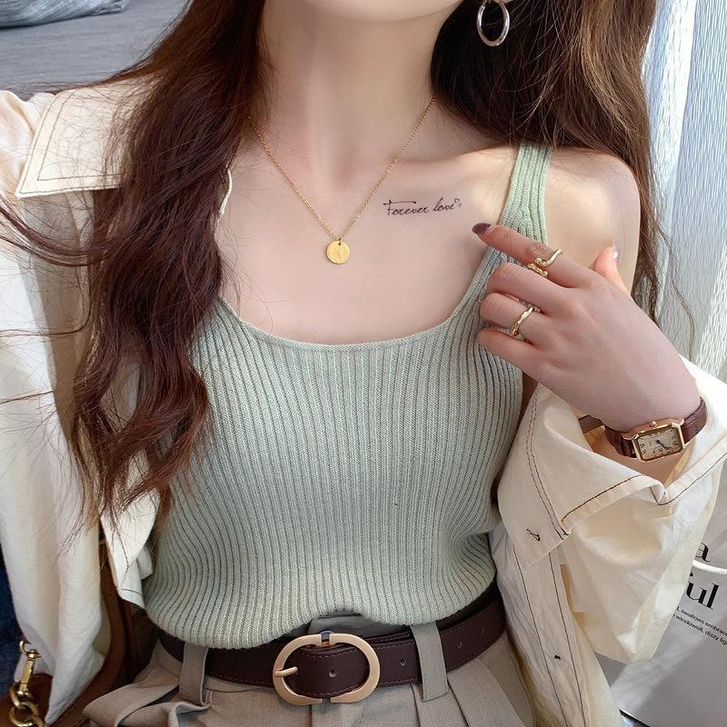 

Вязаный жилет с летней новой женской одеждой кофейного цвета с бретелью через шею, французский дизайн, чувство верха One size