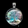 1 ks Kovový prachový kryt na mobilní telefon Strom života, Dekorační prachotěsný a vodotěsný kryt, Přívěsek na mobilní telefon.
