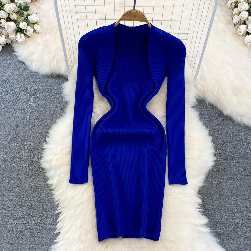 

Поддельные две женские темпераментные сексуальные горячие девушки с квадратным вырезом и длинными рукавами, вязаное платье