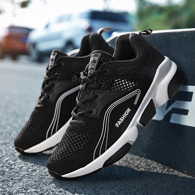 Large size hollow breathable casual shoes men's new low-top mesh lightweight sports shoes comfortable and fashionable running shoes