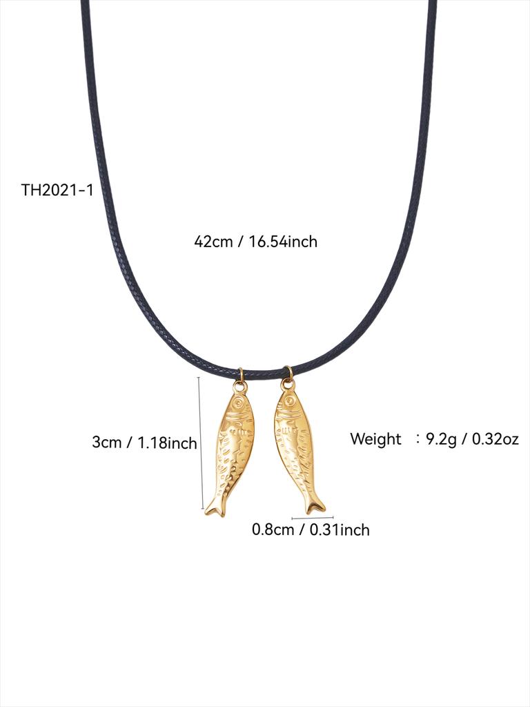 1 Piece Bohemian Summer Beach Delicate Simple Stainless Steel Fish Pendant Necklace For Seaside Career Women'S Accessories