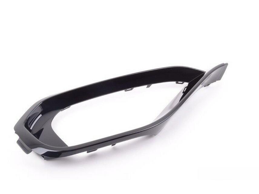 BMW 420i F32 Fog Light Frame Trim (51117294839/51117294840)