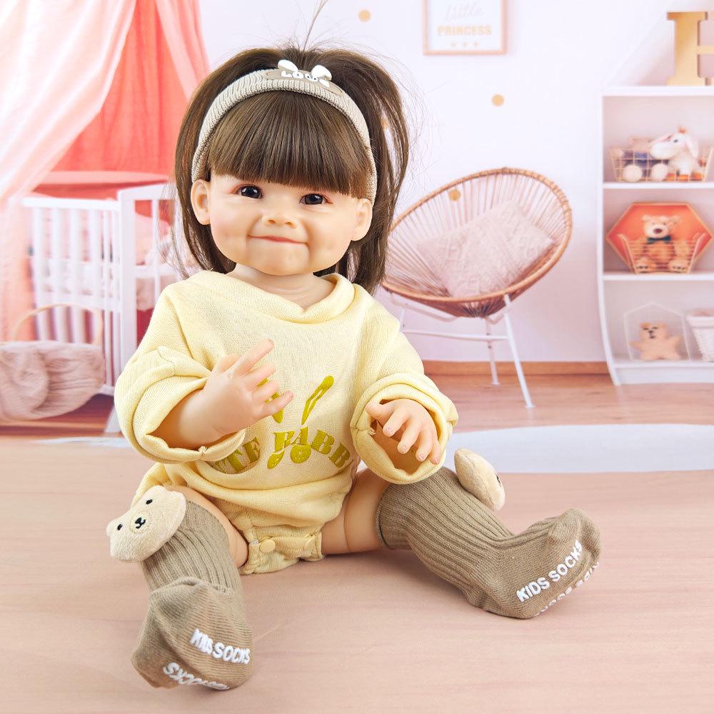 Păpușă Reborn din Vinil Moale de 55cm: Jucărie adorabilă pentru bebeluși de îmbrăcat pentru zile de naștere