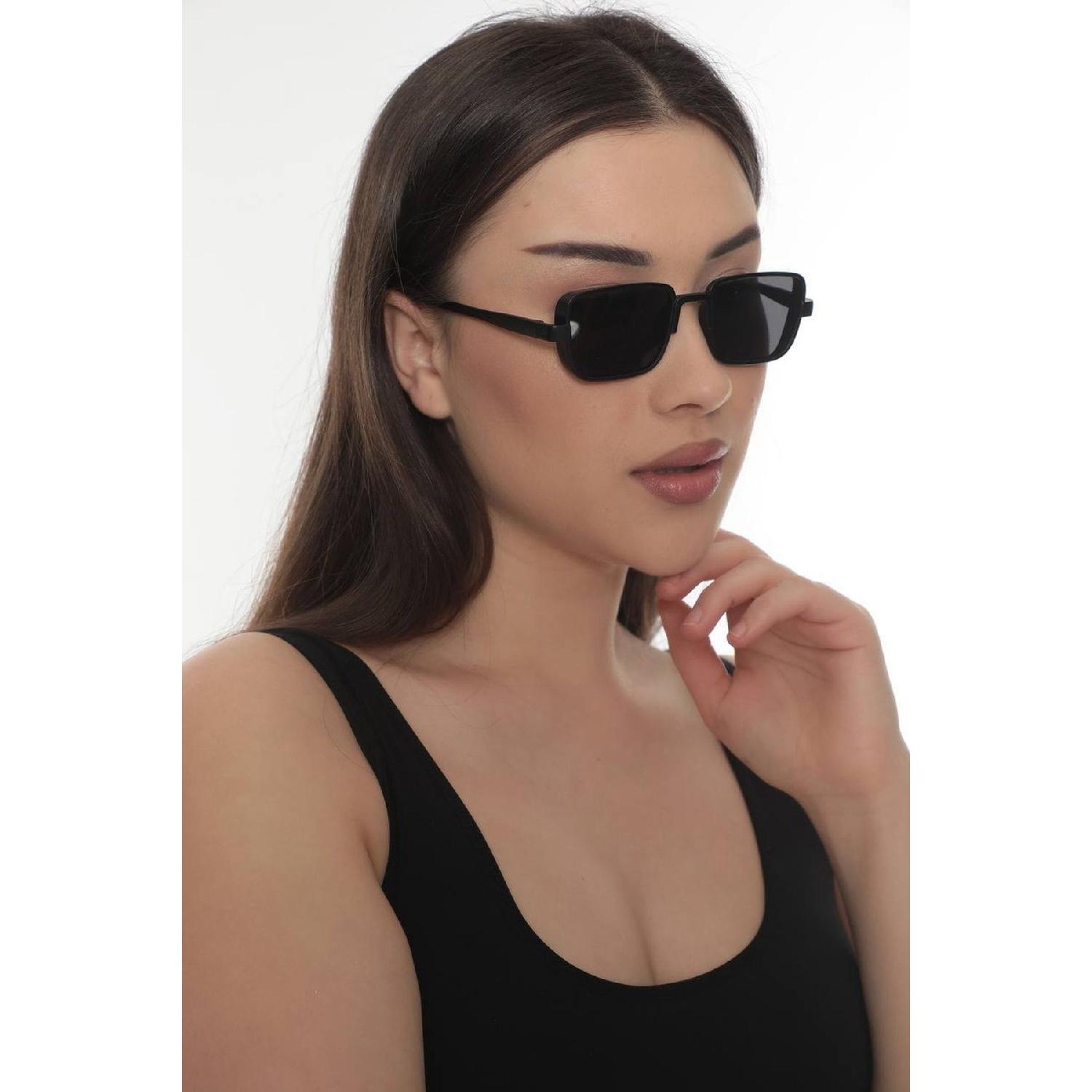 

Небьющиеся защищенные солнцезащитные очки 46 чёрный