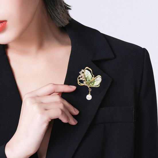 Broche Femme Forme Papillon Faux Sac Perle Acier Inoxydable Antidérapant Strass Col Manteau Chapeau Écharpe