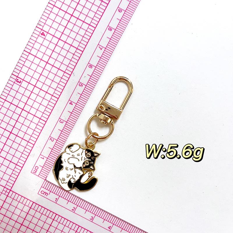 Charming Persian Cat Keychain: Lively Black and White Alloy Accessory for DIY Jewelry and Gifts