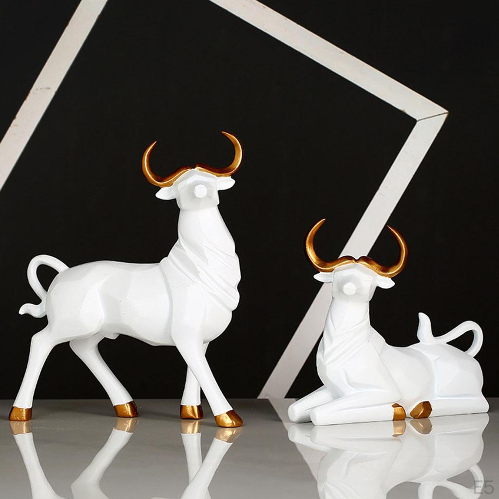 1 Pair Statue Bull Sculpture Figurine Lucky Craftwork for Bookshelf Desk Living Room Christmas Gift