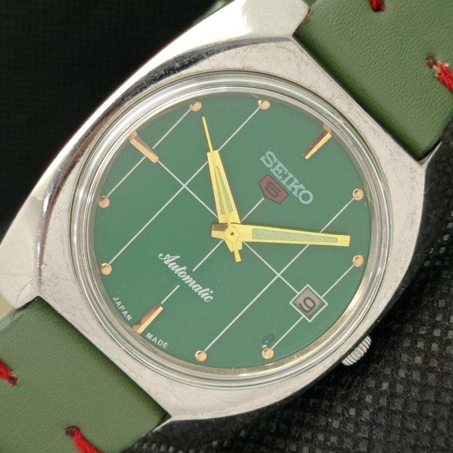 

USED VINTAGE SEIKO 5 AUTOMATIC 7009A JAPAN MENS DATE GREEN WATCH 593a-a311282-2 SKU593a-a311282