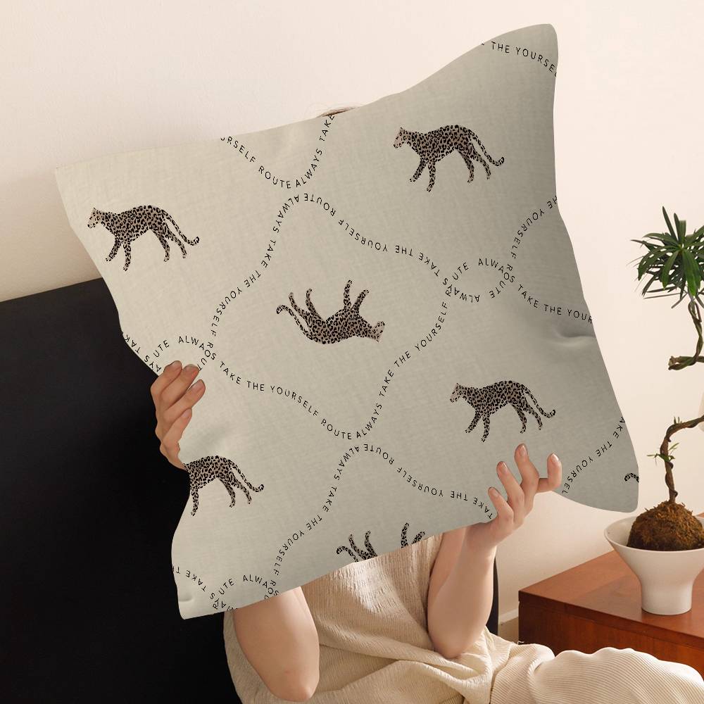 Animal Style Tiger Cushion Case Autumn Jungle Pillow Anime Pillow Sofa Bed Head Pillow Cover Cushion Cover 45x45 cm Fashion