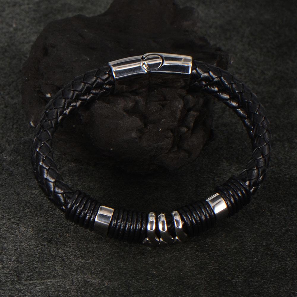 Leather jewelry wholesale, European and American accessories, fashion personalized stainless steel bracelets, leather rope bracelets