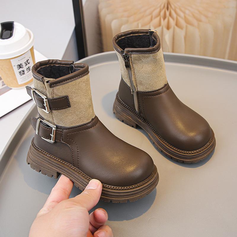 

[Soft Autumn Winter Kids Leather Boots, Princess Faux Fur Martin Boots, Low Top Belt Buckle Ankle Boots for Boys and Girls] size 30 темно-коричневого кольору