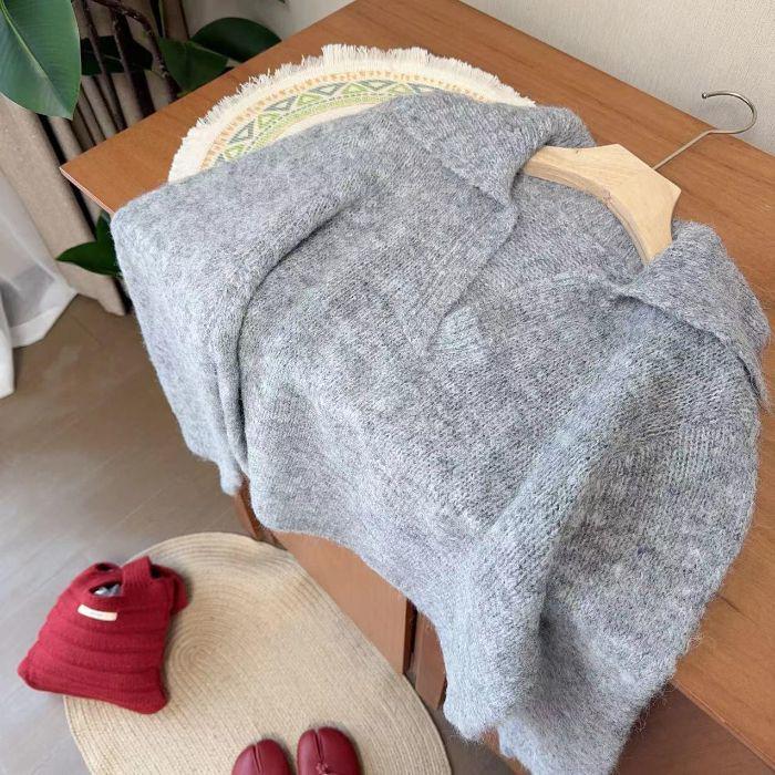 

Женский свитер во французском стиле: Элегантный маленький лацкан, Мягкая молочная текстура, Универсальный однотонный цвет, Идеально подходит для многослойности One Size серый